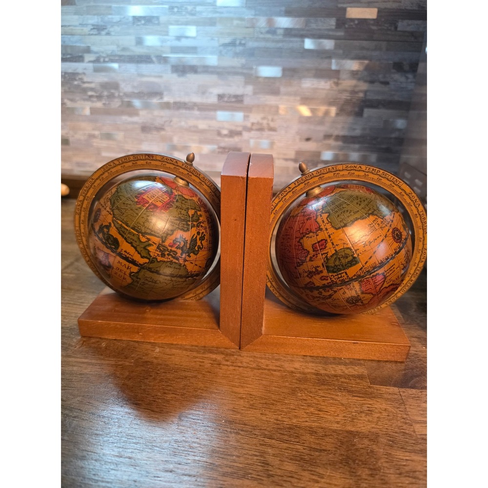 Vintage Style Wooden Globe Bookends Antique Map Design Library Decor Pair